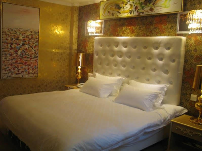 Kapok Hotel Zhuhai Buitenkant foto
